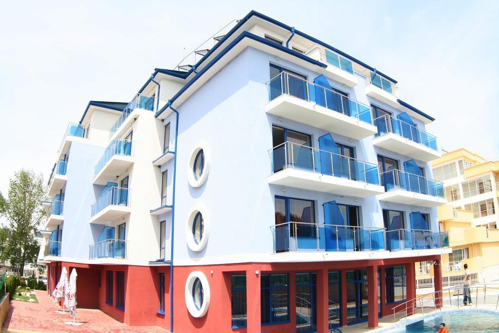 Hotel Nadia Primorsko Esterno foto