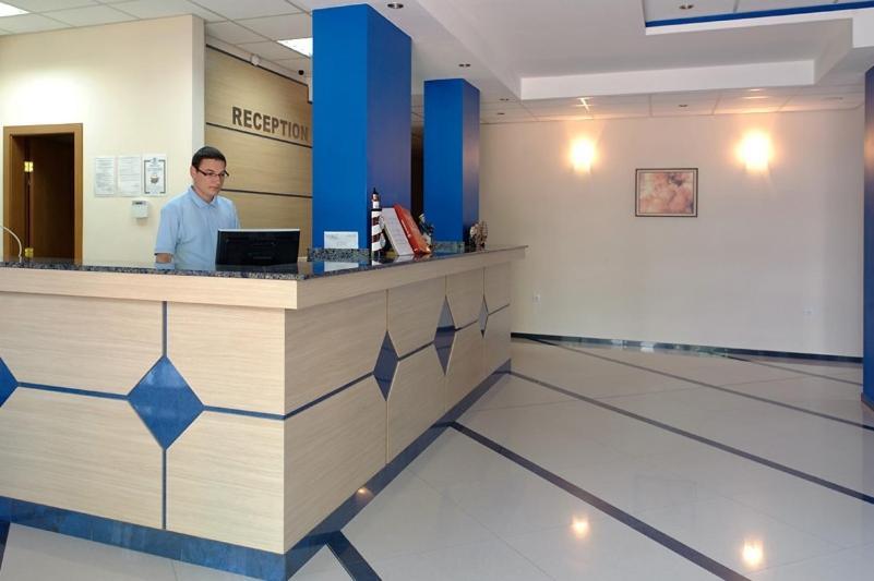 Hotel Nadia Primorsko Esterno foto